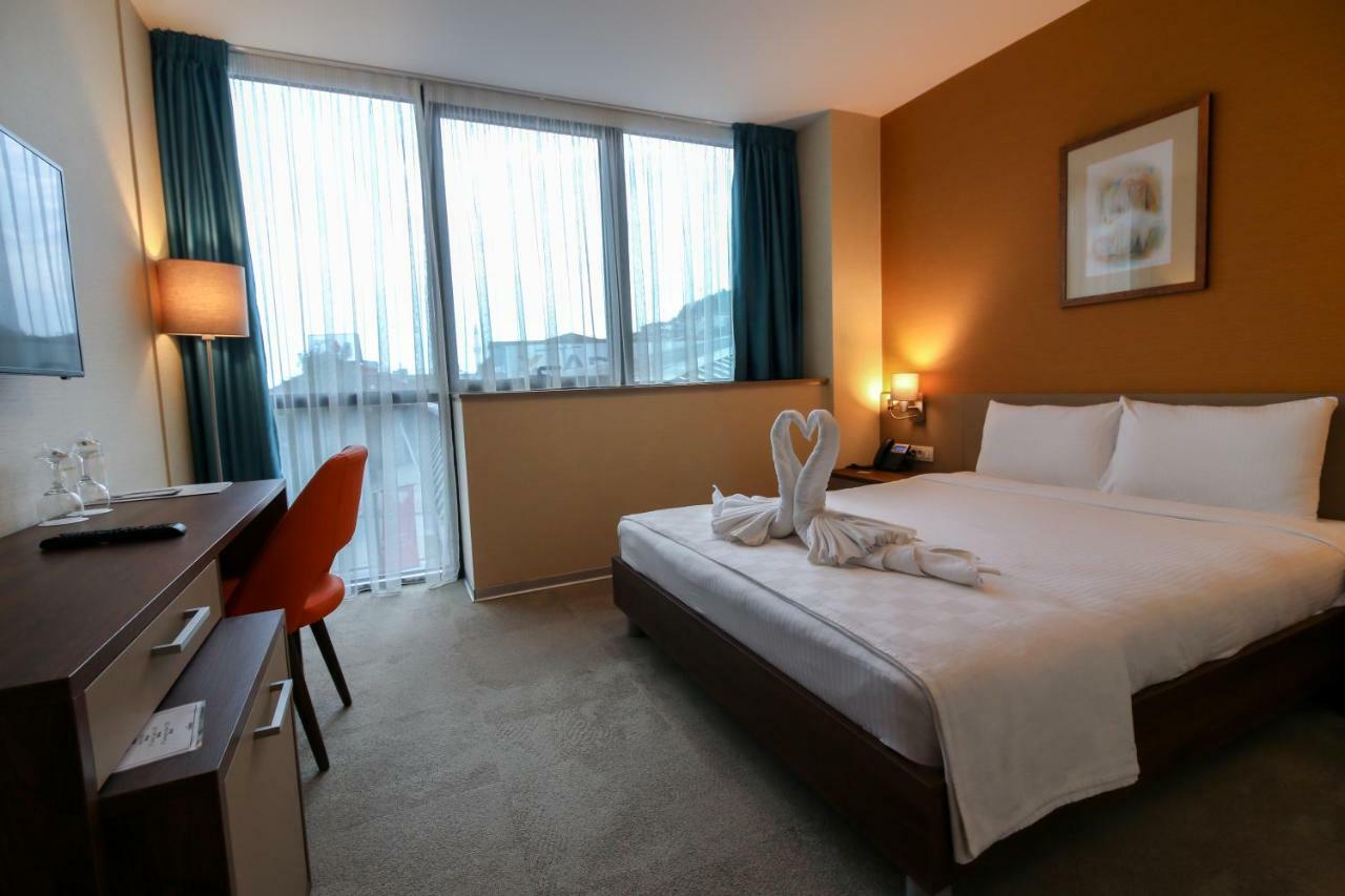 Sky Corner Hotel โอครีด ภายนอก รูปภาพ