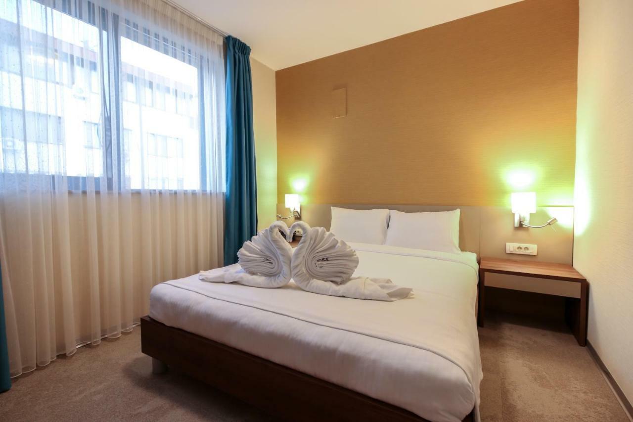 Sky Corner Hotel โอครีด ภายนอก รูปภาพ