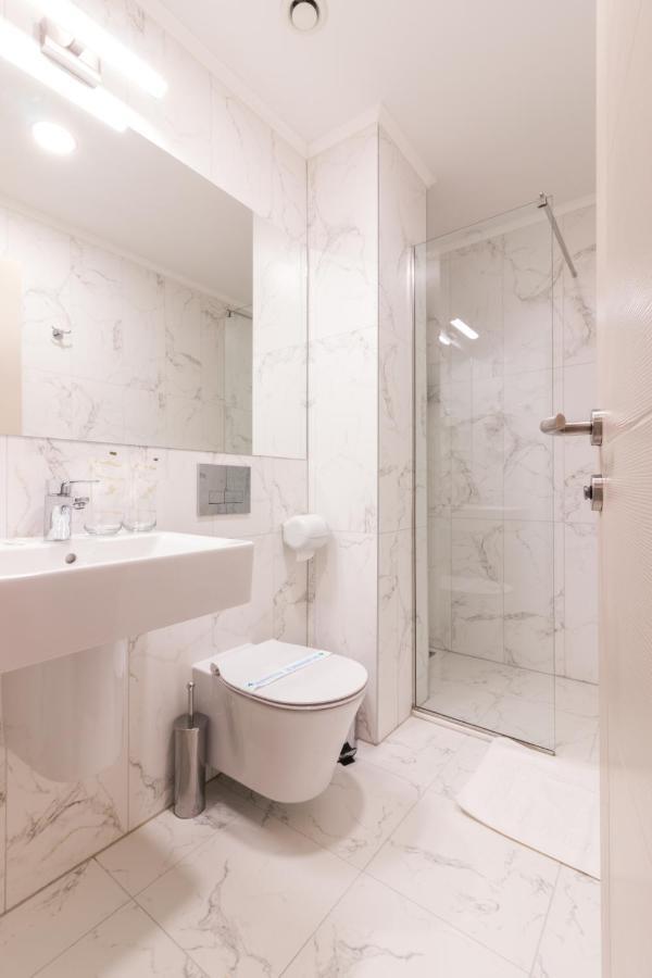 Sky Corner Hotel โอครีด ภายนอก รูปภาพ